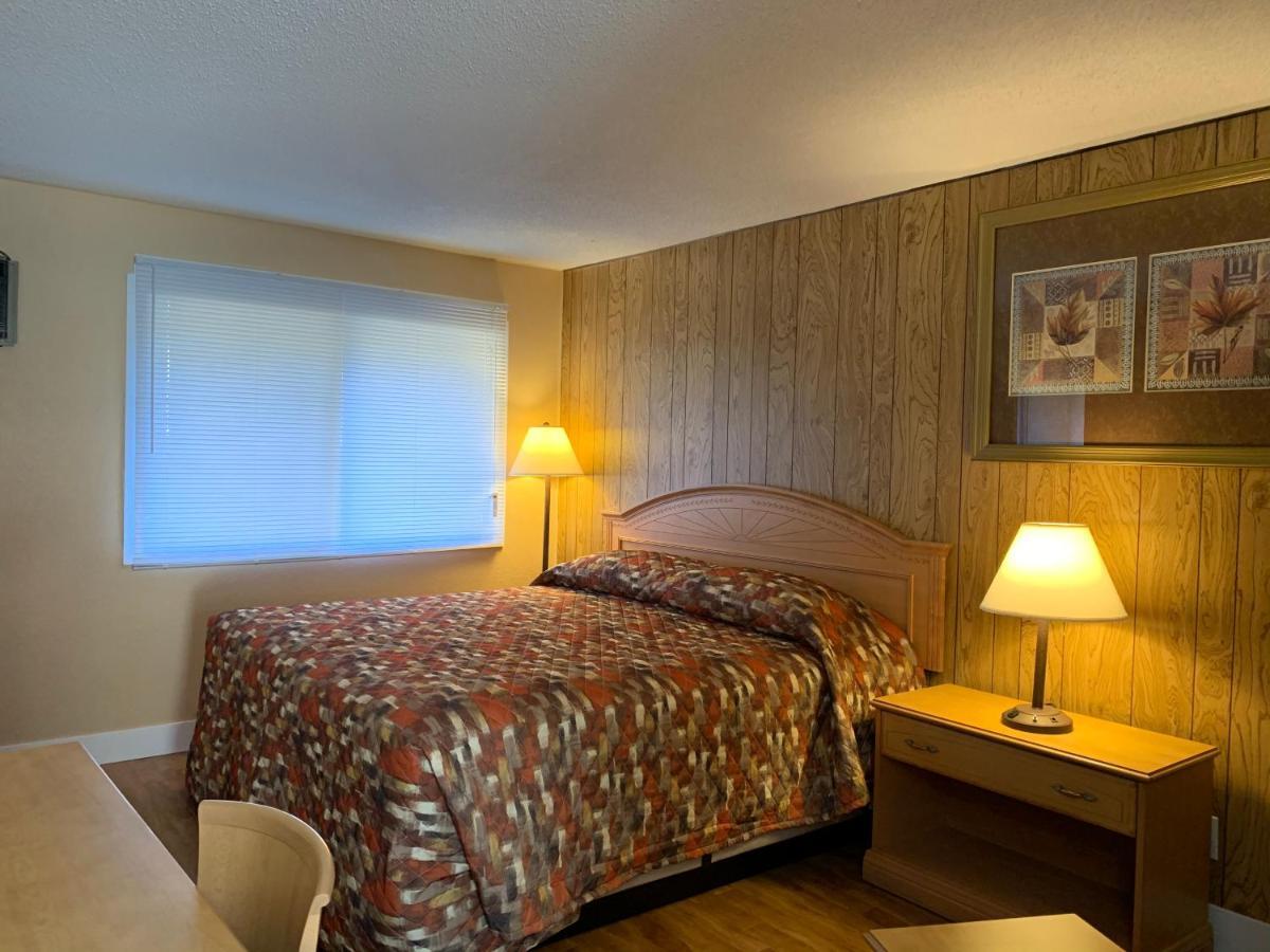 Green View Motel And Rv Park Greenwood Exterior photo